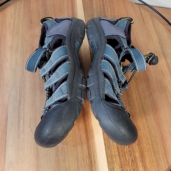 Keen Blue Sport Sandals Water Shoe Sport Sandals Summer Vacation Kids Size 2 - Picture 12 of 16